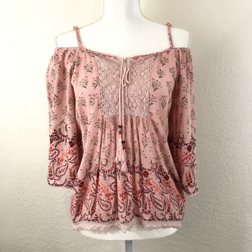 Angie | Blouse.    E